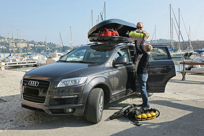 Pack coffre de toit Marlin 530 L et barres de toit Skoda Enyaq (A partir de 2020) Pour rails intégrés - Helio - Aluminium