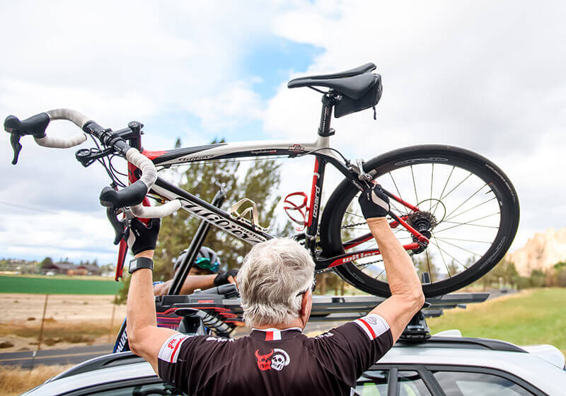 Yakima HighSpeed Silver : porte-vélos de toit à maintien roue avant
