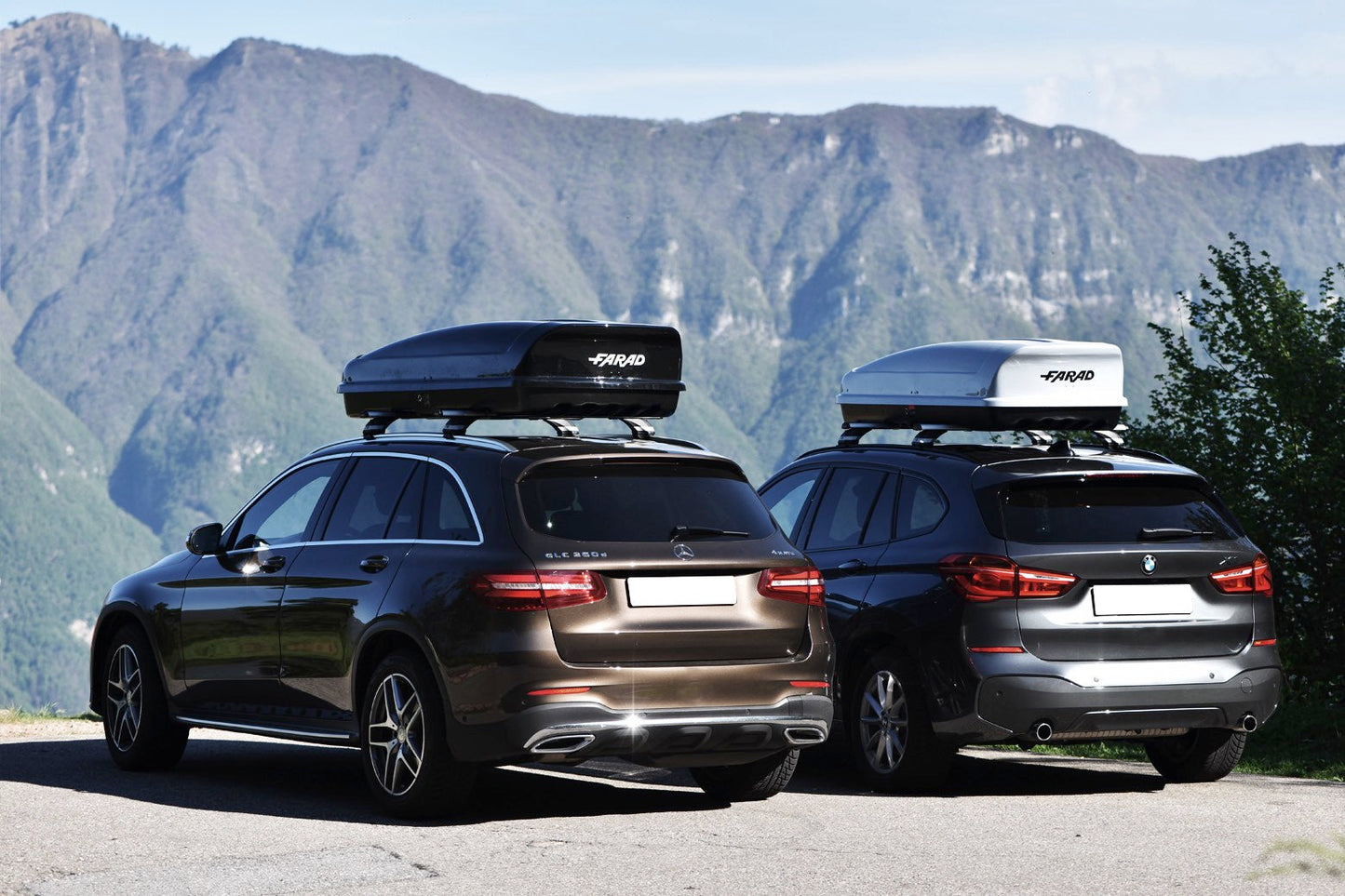 Pack coffre de toit Koral 400 L et barres de toit Porsche Macan (2021 + 2025) Pour rails intégrés - Helio - Aluminium